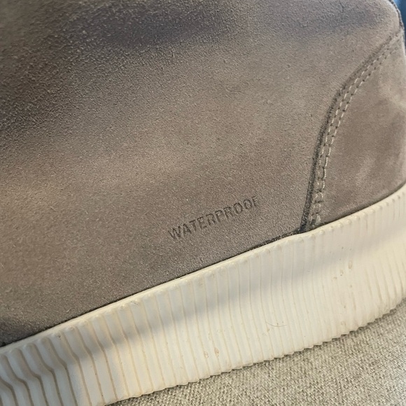 Rain or Shine Ready! Sorel Out N About Plus Mid Boots - Picture 5 of 8